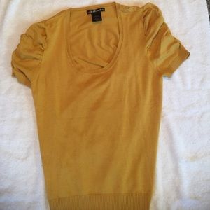 Fun Mustard yellow / gold sweater top size XL
